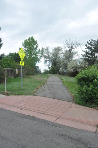 8654 E Eastman Avenue, Denver, CO 80231
