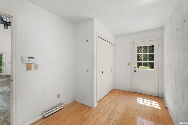 5 WHITE OAK Court, Moline, IL 61265