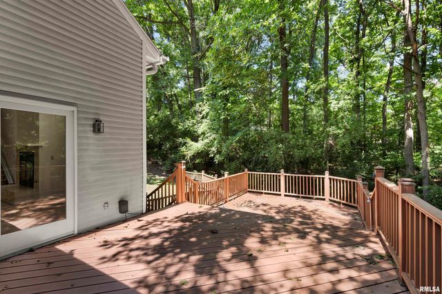 5 WHITE OAK Court, Moline, IL 61265