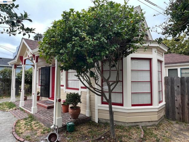 2305 San Jose Ave, Alameda, CA 94501