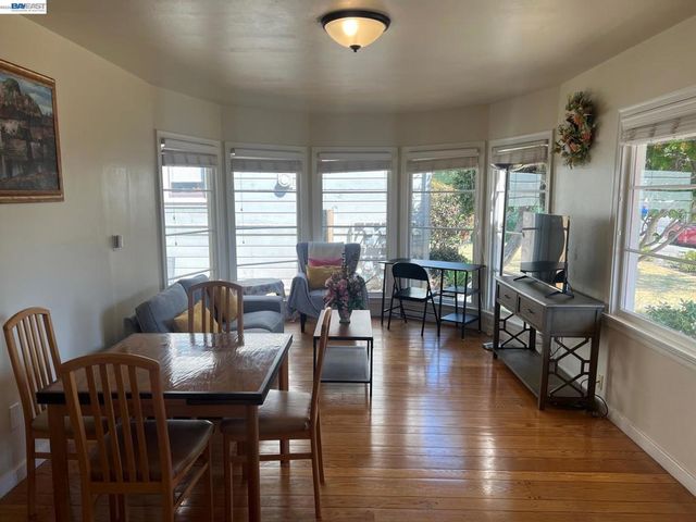 2305 San Jose Ave, Alameda, CA 94501