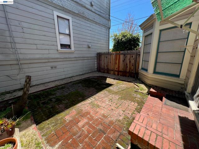2305 San Jose Ave, Alameda, CA 94501