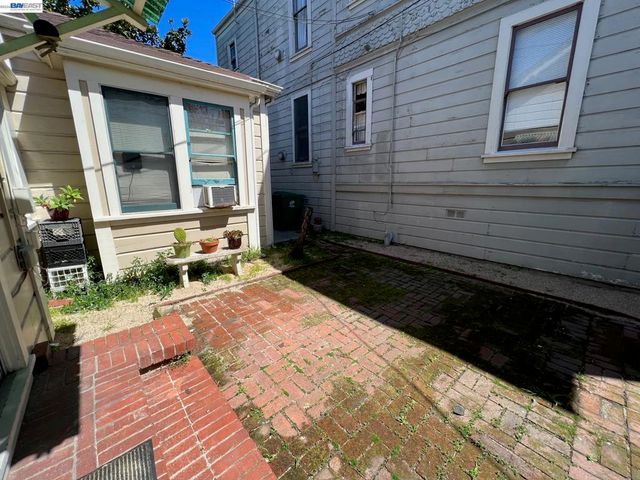 2305 San Jose Ave, Alameda, CA 94501