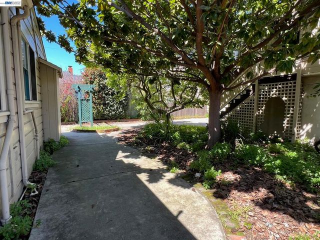 2305 San Jose Ave, Alameda, CA 94501