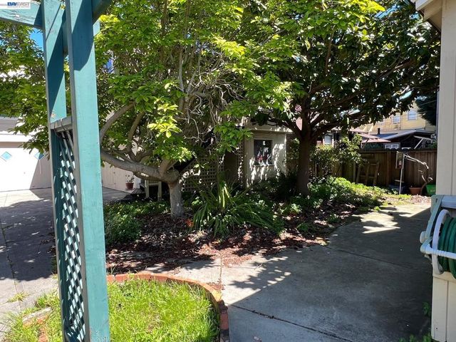2305 San Jose Ave, Alameda, CA 94501