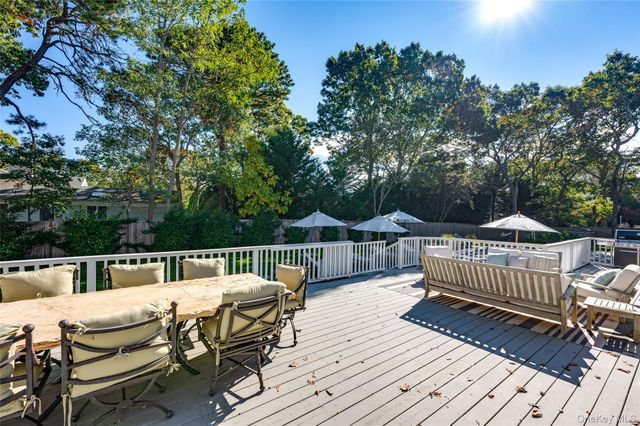 6 Bridle Path, Westhampton Beach, NY 11978