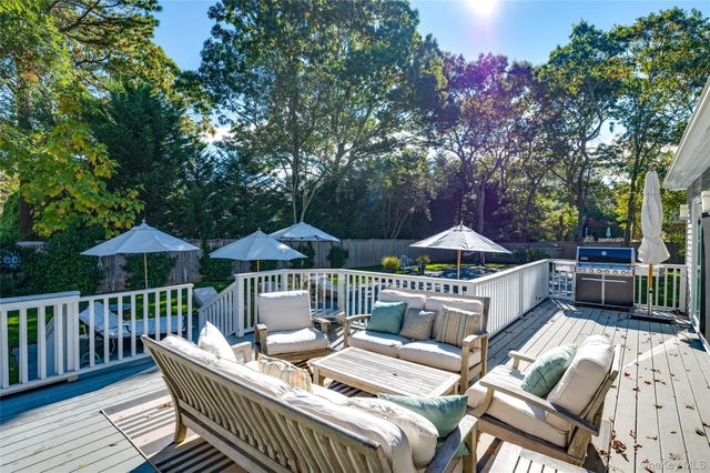 6 Bridle Path, Westhampton Beach, NY 11978