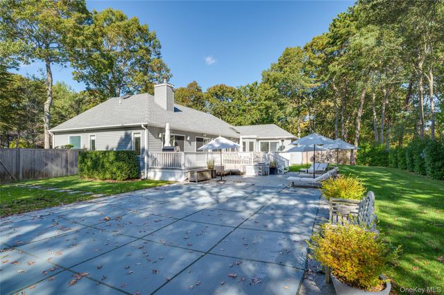 6 Bridle Path, Westhampton Beach, NY 11978