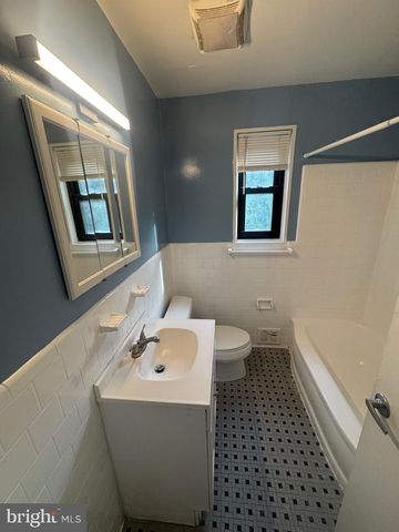 3525 MANOR WOOD DR, Hyattsville, MD 20782