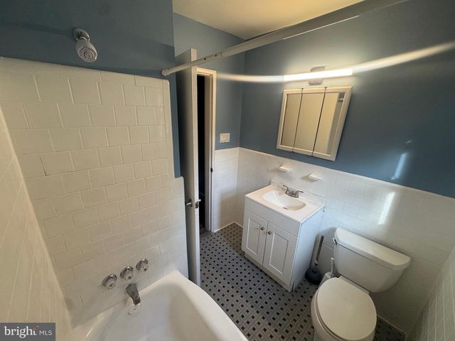 3525 MANOR WOOD DR, Hyattsville, MD 20782