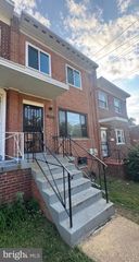 3525 MANOR WOOD DR, Hyattsville, MD 20782