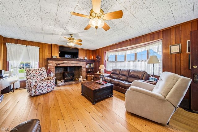 25301 Wolf Road, Bay Village, OH 44140