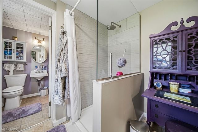 25301 Wolf Road, Bay Village, OH 44140
