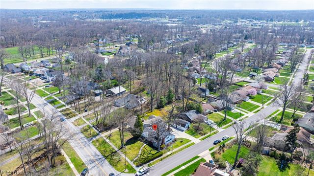 25301 Wolf Road, Bay Village, OH 44140