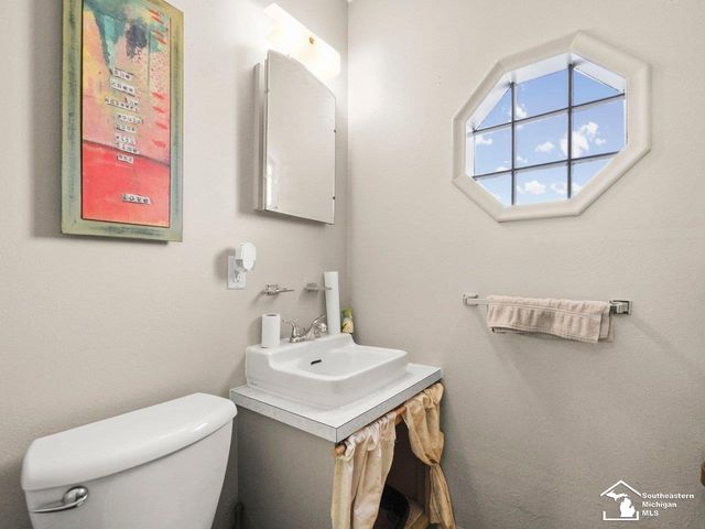 7490 Canterbury Drive, Bedford Twp, MI 48144