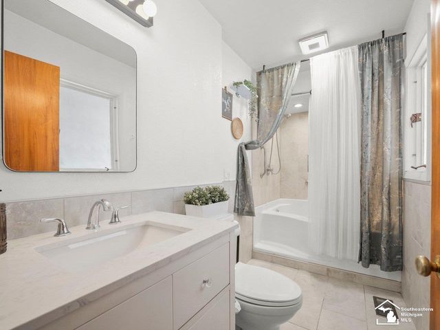 7490 Canterbury Drive, Bedford Twp, MI 48144