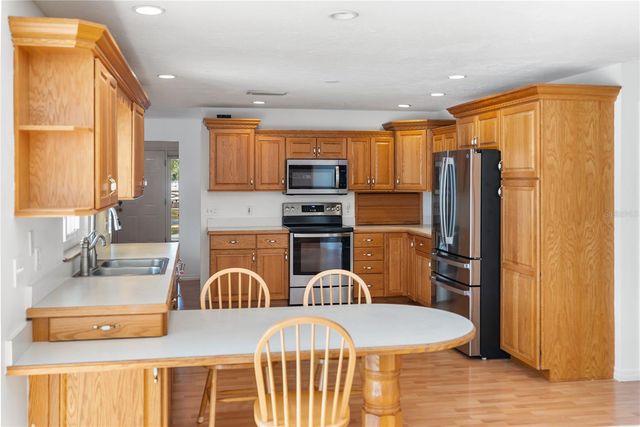 1160 WAGON WHEEL DRIVE, Sarasota, FL 34240