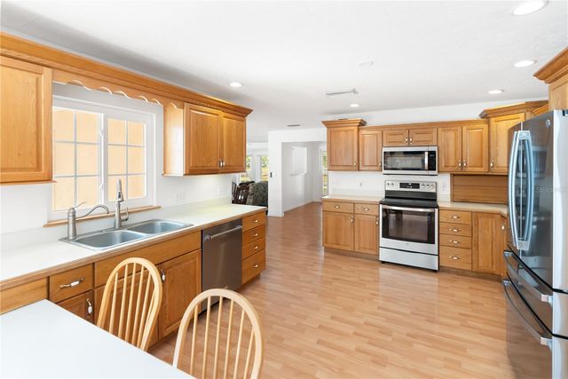 1160 WAGON WHEEL DRIVE, Sarasota, FL 34240