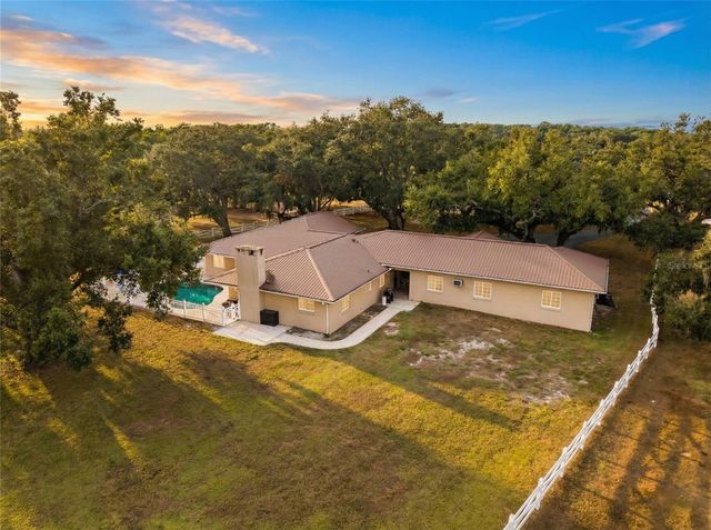 1160 WAGON WHEEL DRIVE, Sarasota, FL 34240