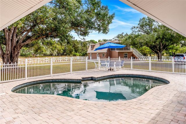 1160 WAGON WHEEL DRIVE, Sarasota, FL 34240