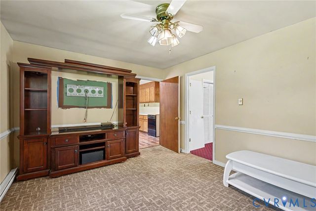 8620 Salem Church Rd, North, VA 23237