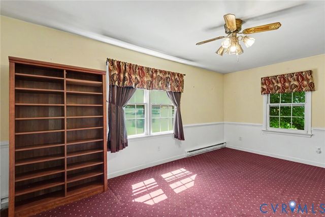 8620 Salem Church Rd, North, VA 23237