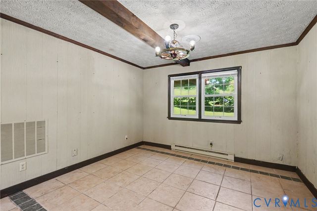 8620 Salem Church Rd, North, VA 23237