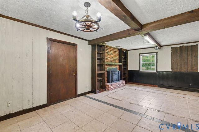 8620 Salem Church Rd, North, VA 23237
