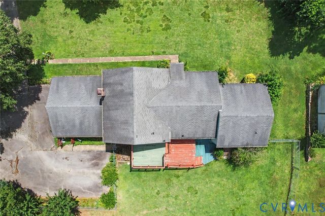 8620 Salem Church Rd, North, VA 23237