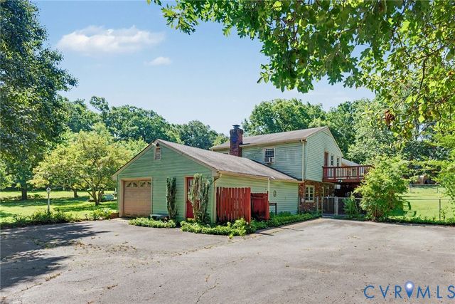 8620 Salem Church Rd, North, VA 23237