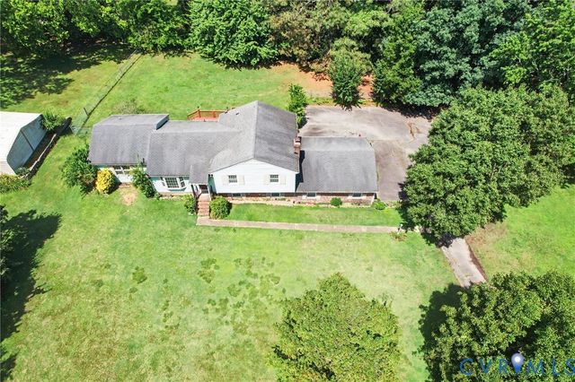 8620 Salem Church Rd, North, VA 23237