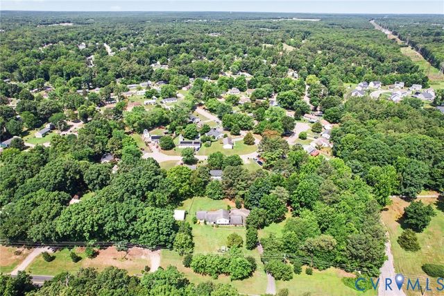 8620 Salem Church Rd, North, VA 23237
