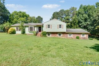 8620 Salem Church Rd, North, VA 23237