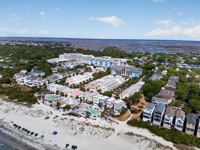 132 Grand Pavilion Boulevard, Isle Of Palms, SC 29451