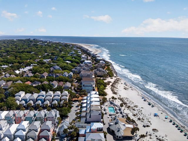 132 Grand Pavilion Boulevard, Isle Of Palms, SC 29451