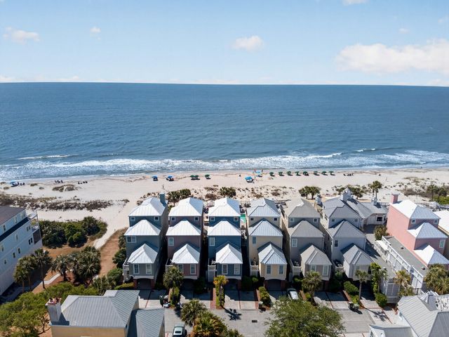 132 Grand Pavilion Boulevard, Isle Of Palms, SC 29451