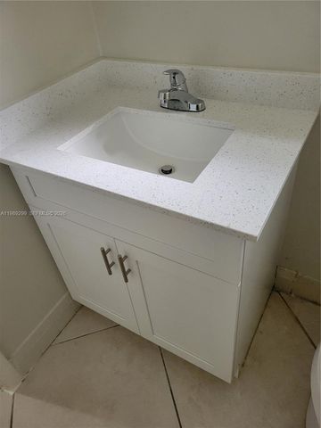 3621 SW 69th Ter 23-Z, Miramar, FL 33023