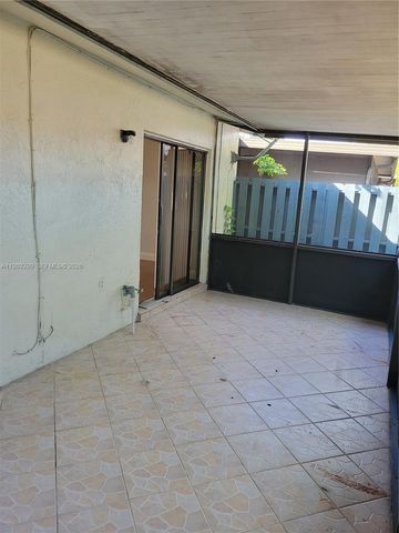 3621 SW 69th Ter 23-Z, Miramar, FL 33023