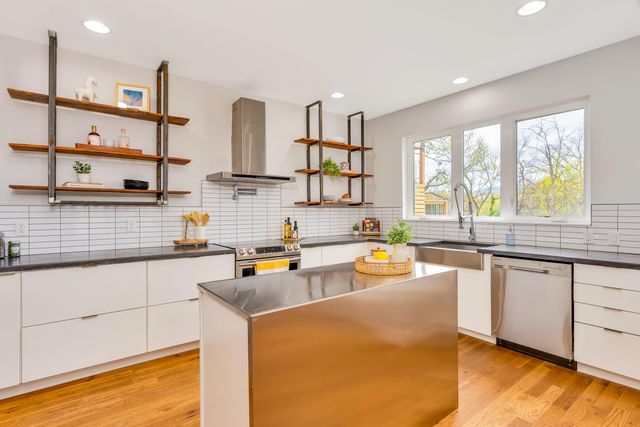 1123 Coker Circle, Chattanooga, TN 37415