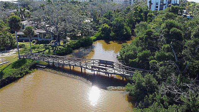 8534 HERON LAGOON CIRCLE, Sarasota, FL 34242