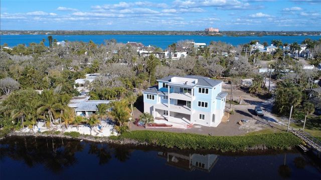8534 HERON LAGOON CIRCLE, Sarasota, FL 34242
