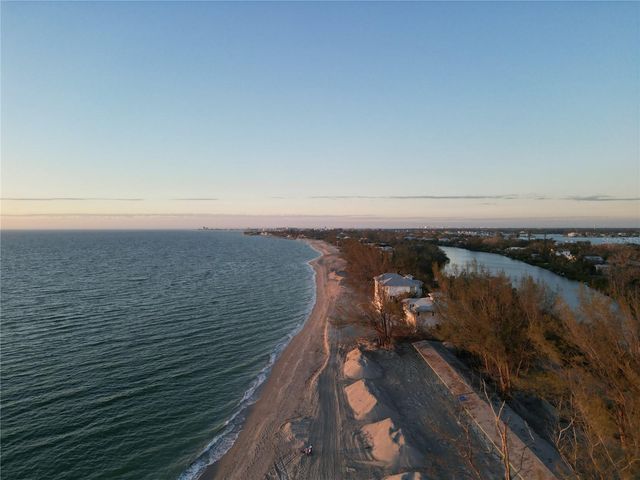 8534 HERON LAGOON CIRCLE, Sarasota, FL 34242