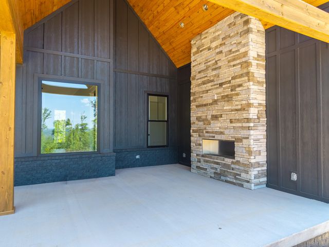 31 Knights Lane, Somerset, KY 42503
