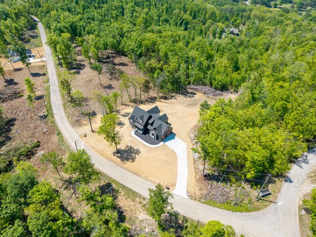 31 Knights Lane, Somerset, KY 42503