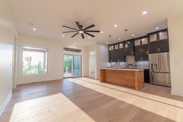 31 Knights Lane, Somerset, KY 42503