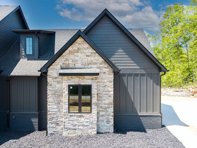 31 Knights Lane, Somerset, KY 42503