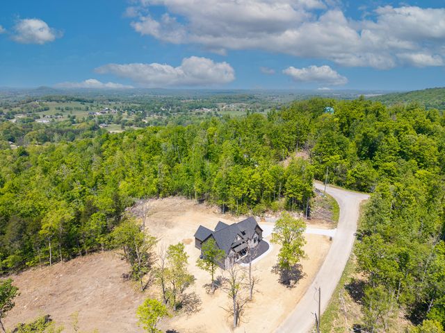 31 Knights Lane, Somerset, KY 42503