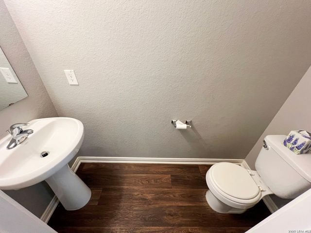 6747 Sabinal, San Antonio, TX 78252