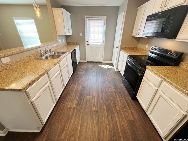 6747 Sabinal, San Antonio, TX 78252