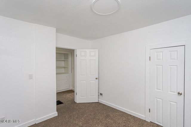 208 South Avenue, Toledo, OH 43609